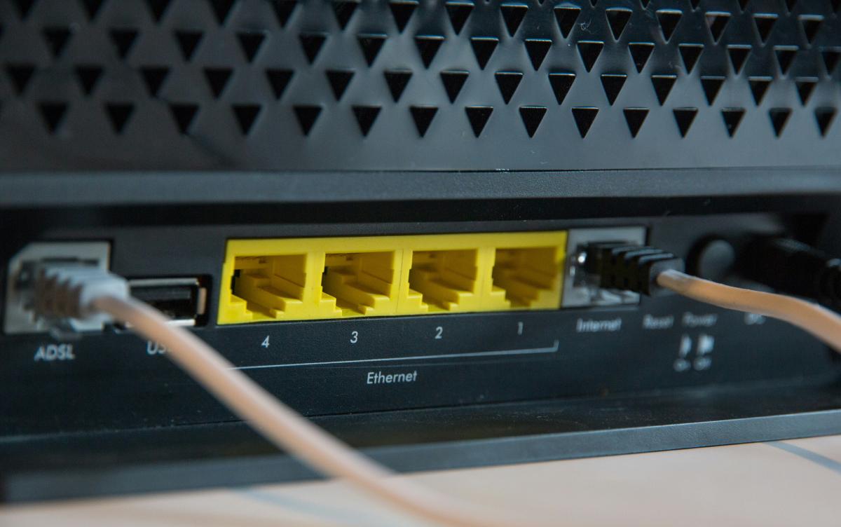 RouterOS v7 通过 MAC 地址获取IPv6并上报至 DNSPod / CloudFlare